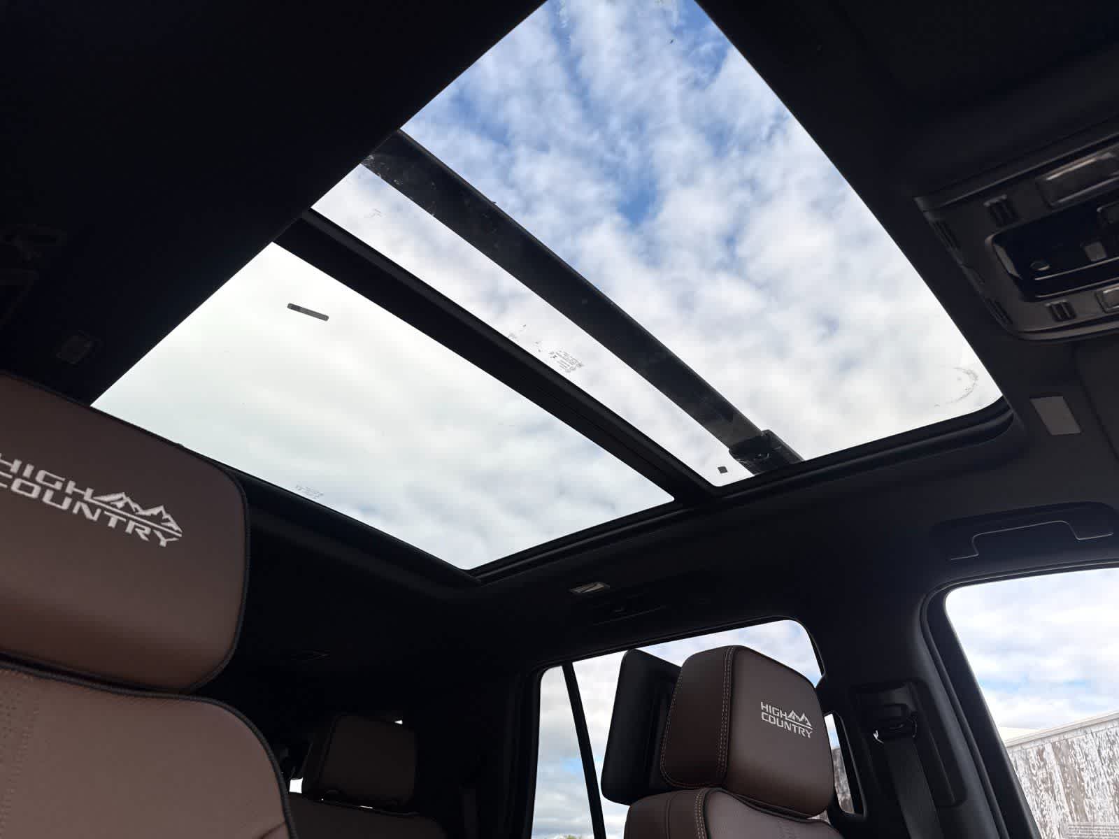 Thumbnail: 2026 Chevrolet Tahoe - 18