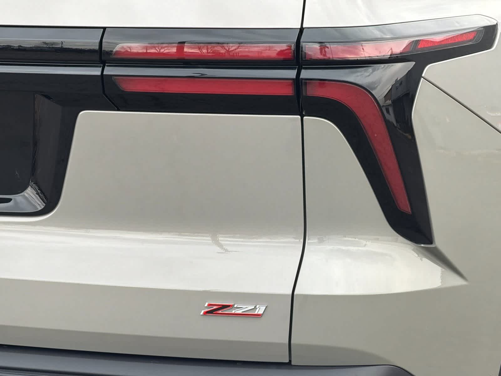 Thumbnail: 2026 Chevrolet Traverse - 27