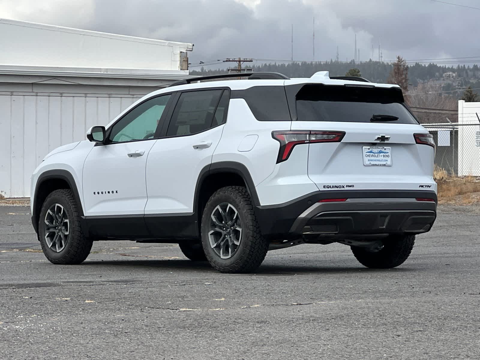 Thumbnail: 2026 Chevrolet Equinox - 6