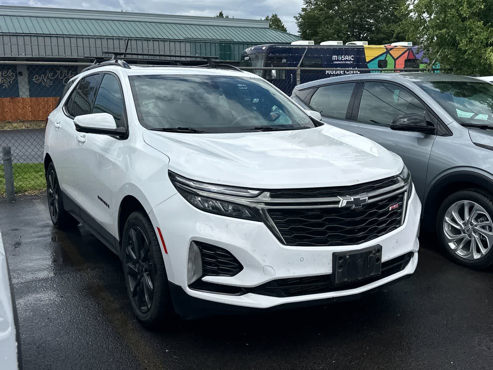 Thumbnail: 2023 Chevrolet Equinox - 3
