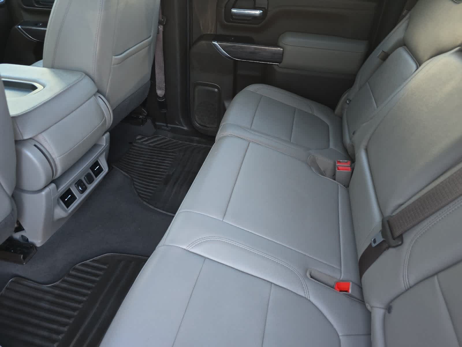 Thumbnail: 2022 Chevrolet Silverado 3500 - 4