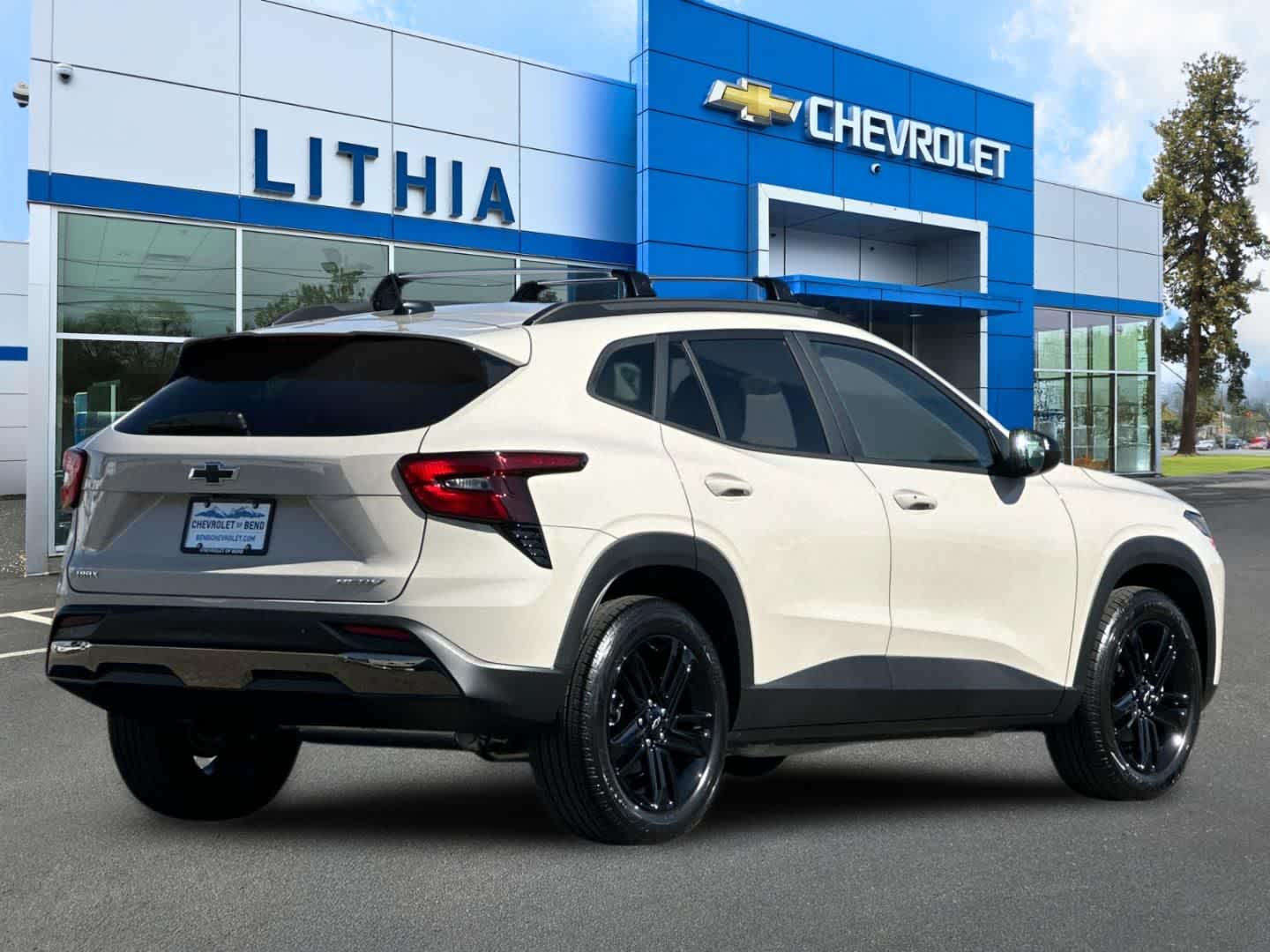 Thumbnail: 2026 Chevrolet Trax - 2