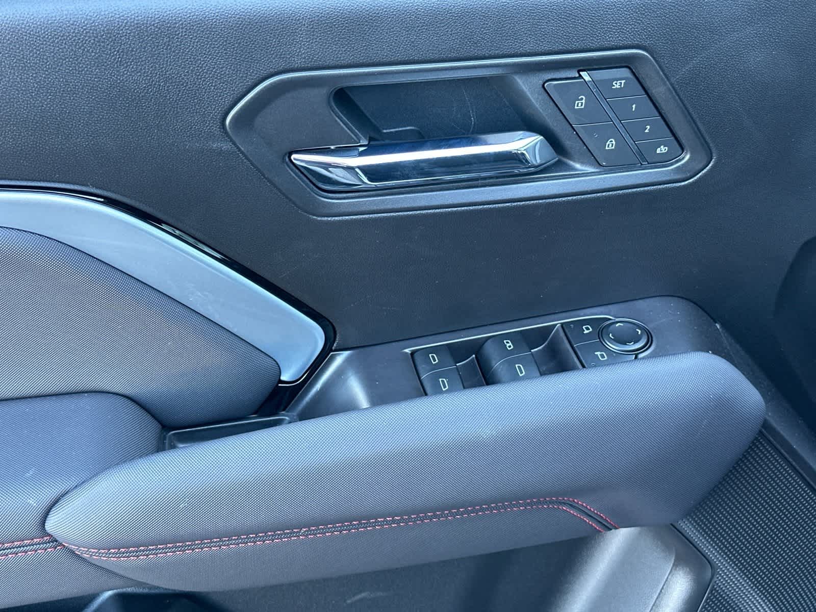 Thumbnail: 2026 Chevrolet Colorado - 13