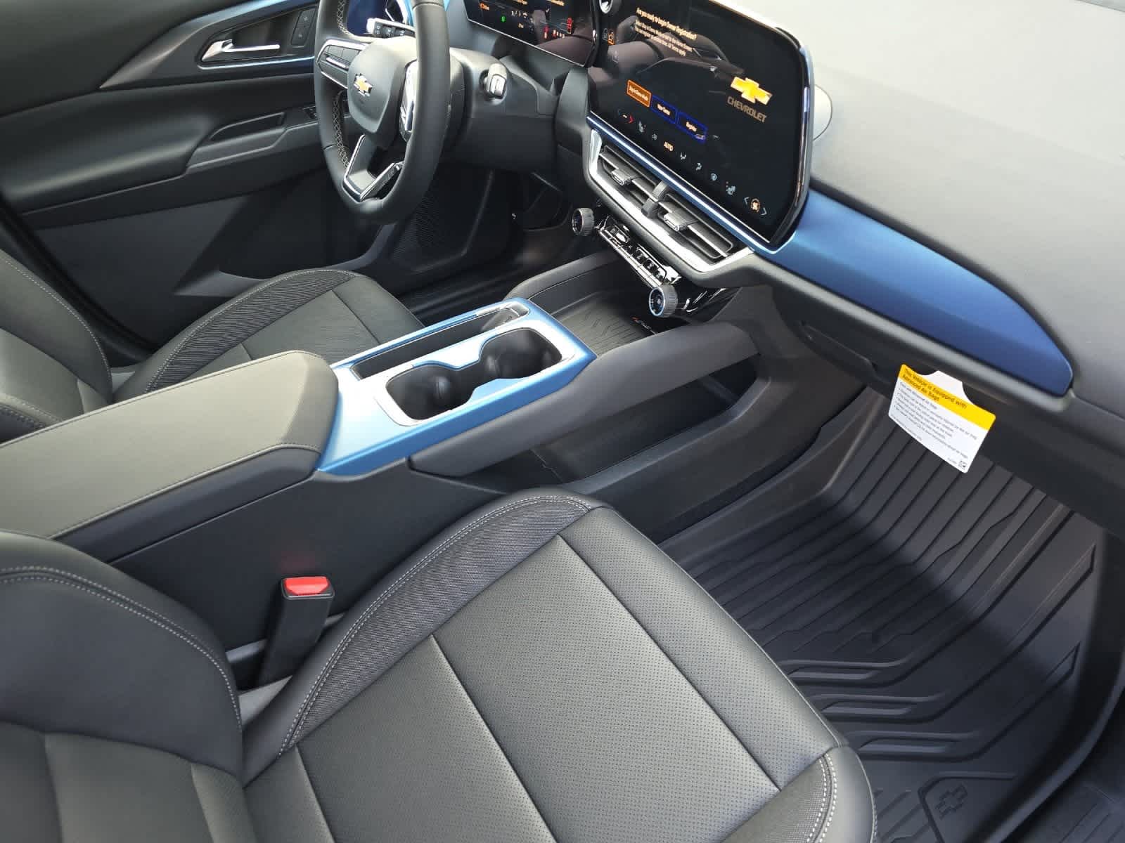 Thumbnail: 2026 Chevrolet Equinox - 16