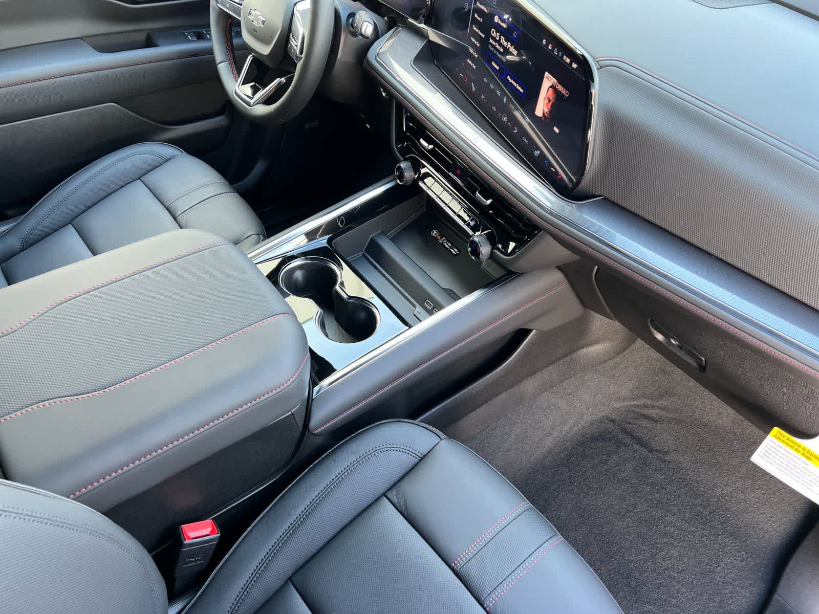 Thumbnail: 2026 Chevrolet Tahoe - 17