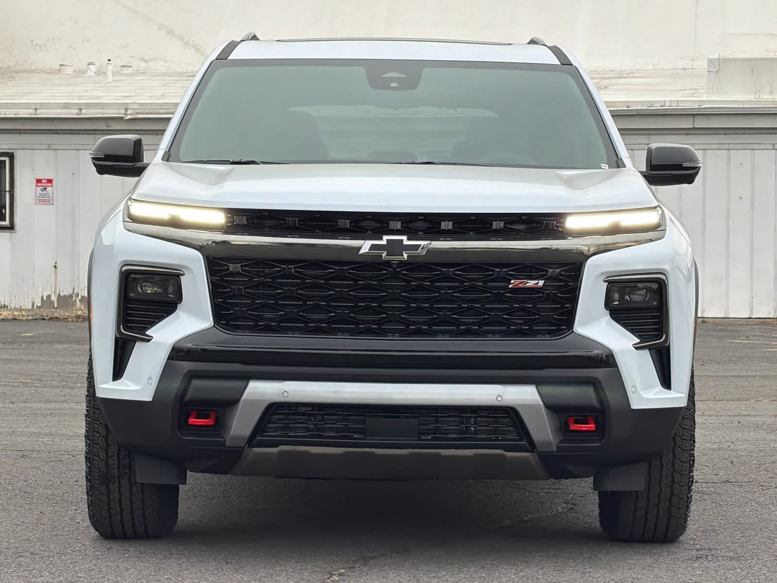 Thumbnail: 2026 Chevrolet Traverse - 10