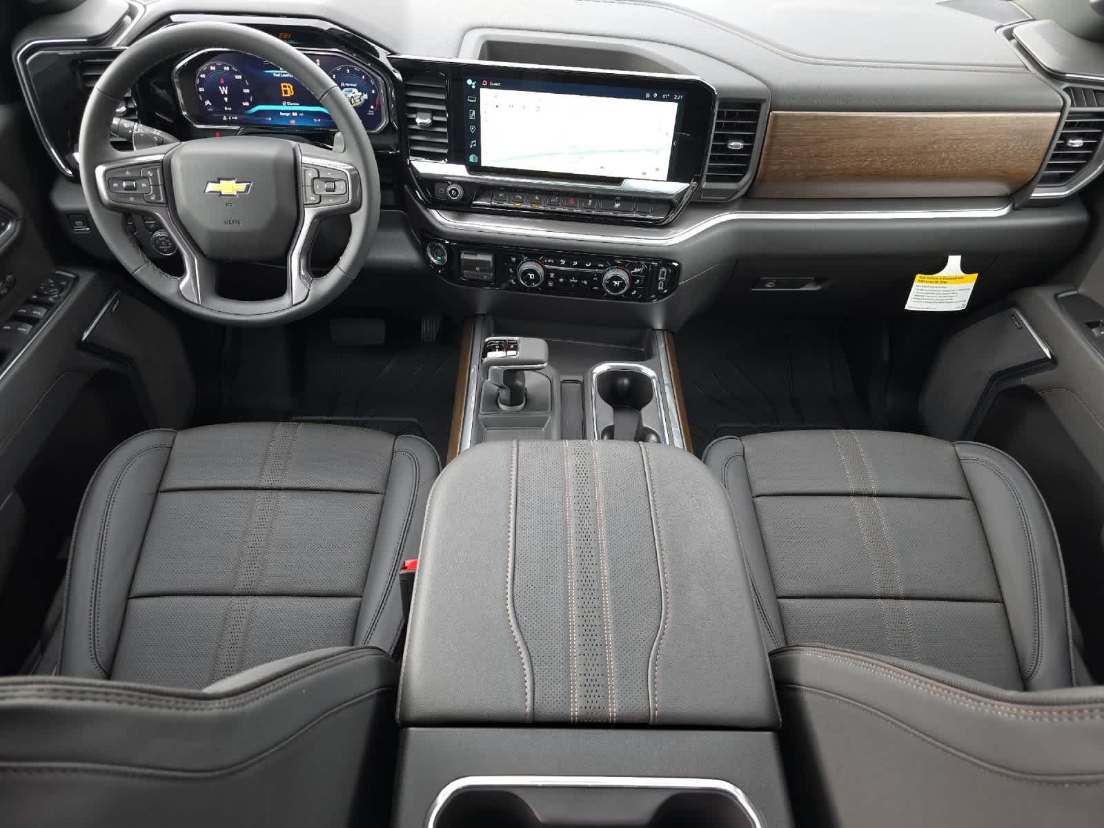 Thumbnail: 2026 Chevrolet Silverado 1500 - 3