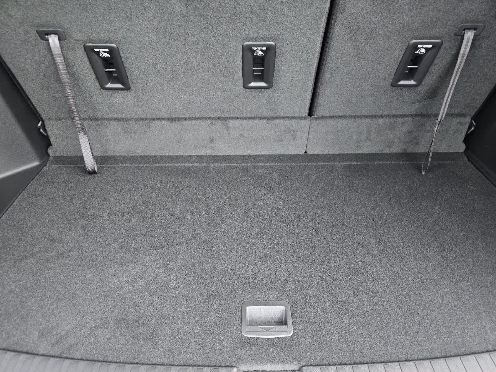 Thumbnail: 2026 Chevrolet Traverse - 16