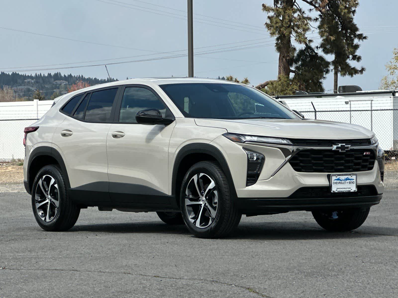 Thumbnail: 2026 Chevrolet Trax - 9