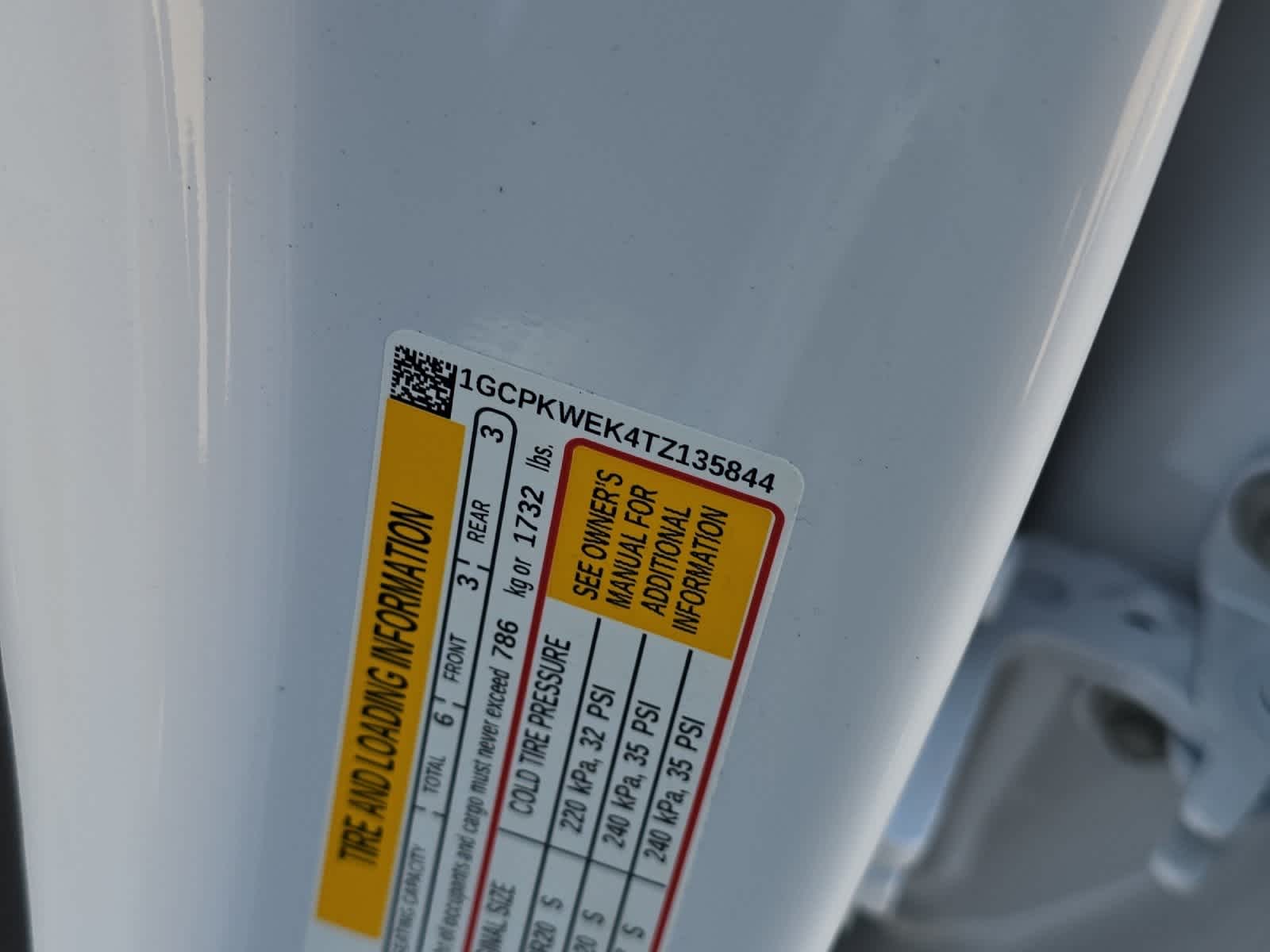 Thumbnail: 2026 Chevrolet Silverado 1500 - 27