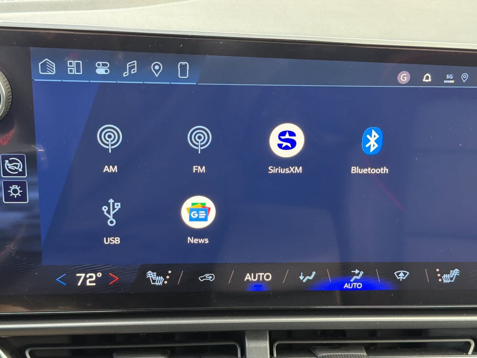 Thumbnail: 2026 Chevrolet Equinox - 18