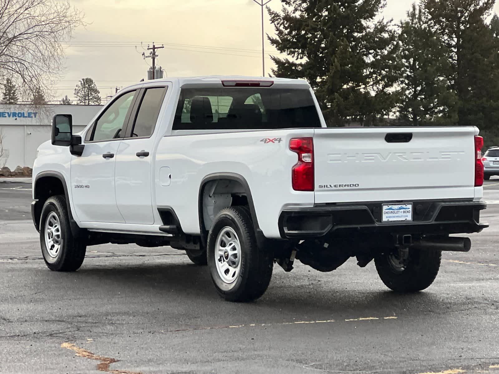 Thumbnail: 2026 Chevrolet Silverado 3500 - 6