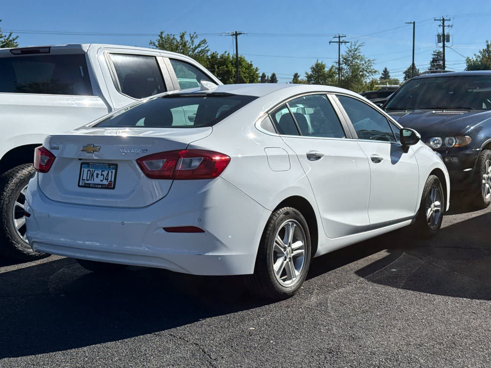 Thumbnail: 2017 Chevrolet Cruze - 4