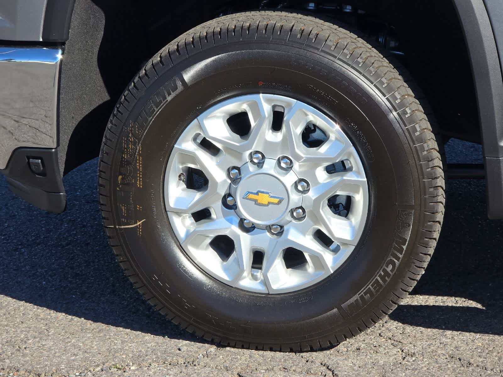 Thumbnail: 2025 Chevrolet Silverado 2500 - 25