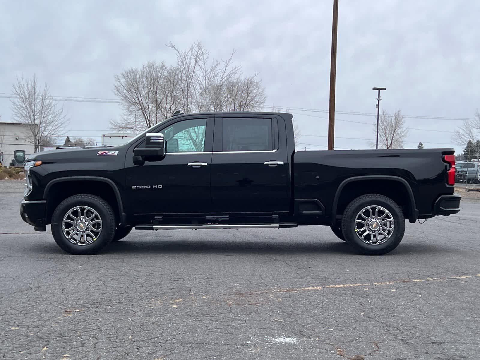 Thumbnail: 2026 Chevrolet Silverado 2500 - 5