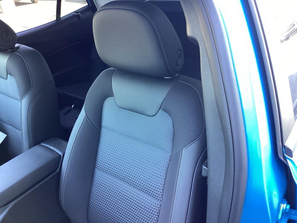 2026 Chevrolet Trax LT - Photo 13