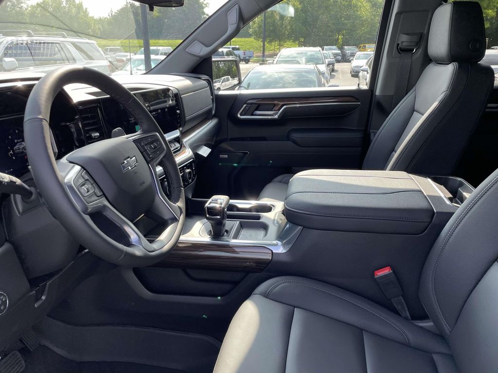 2026 Chevrolet Silverado 1500 RST - Photo 19