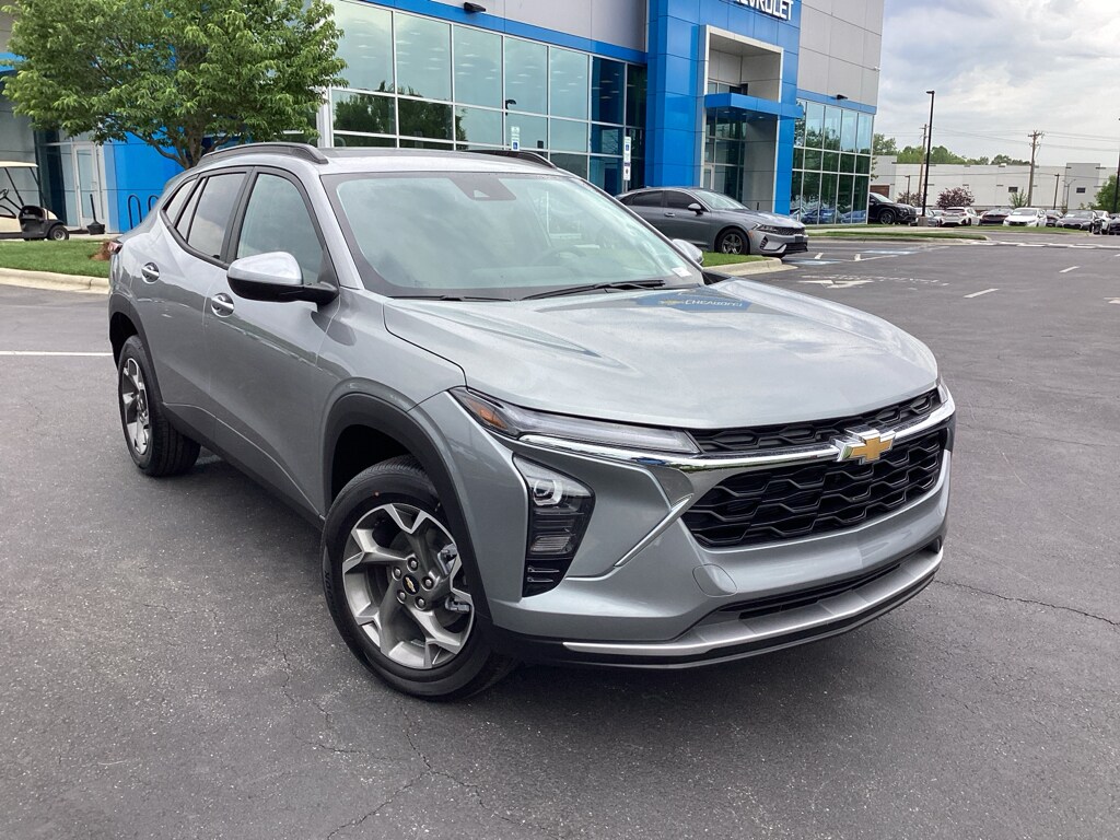 2026 Chevrolet Trax LT's photo