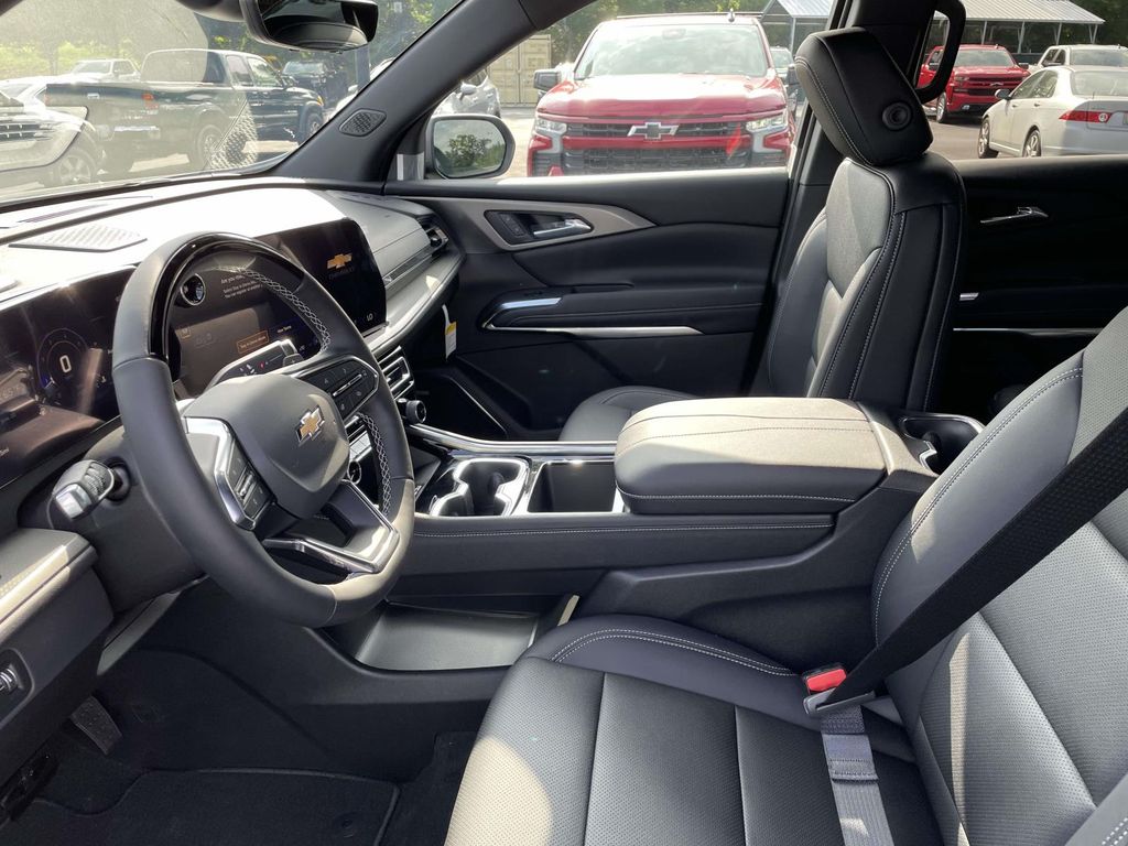 2026 Chevrolet Traverse LT - Photo 21