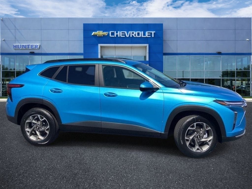 2026 Chevrolet Trax LT - Photo 6
