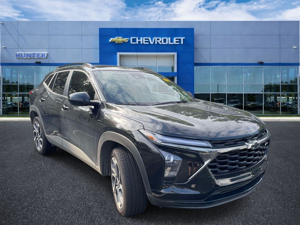 2025 Chevrolet Trax 2RS's photo