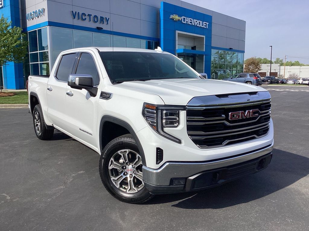 2025 GMC Sierra 4WD Crew Cab Short Box SLT's photo