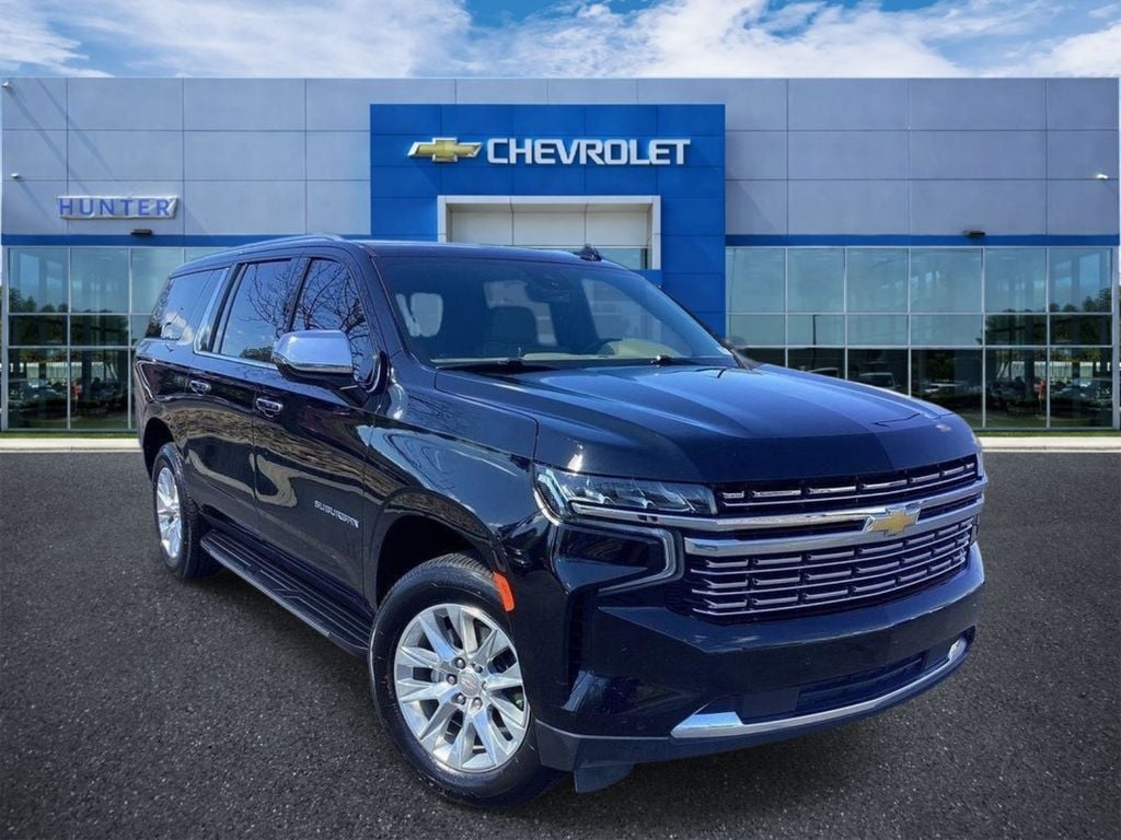 2024 Chevrolet Suburban 2WD 1500 Premier's photo
