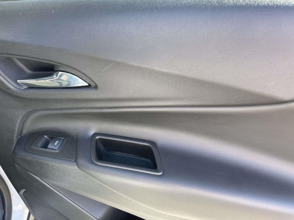 2023 Chevrolet Equinox LT - Photo 9
