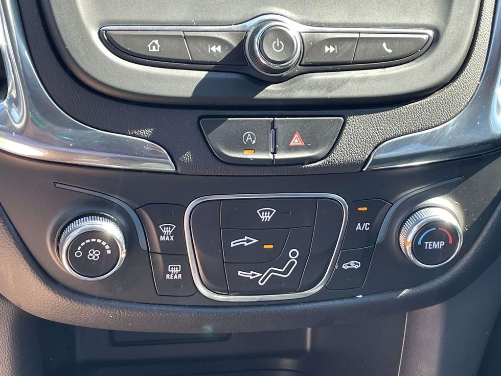2023 Chevrolet Equinox LT - Photo 25