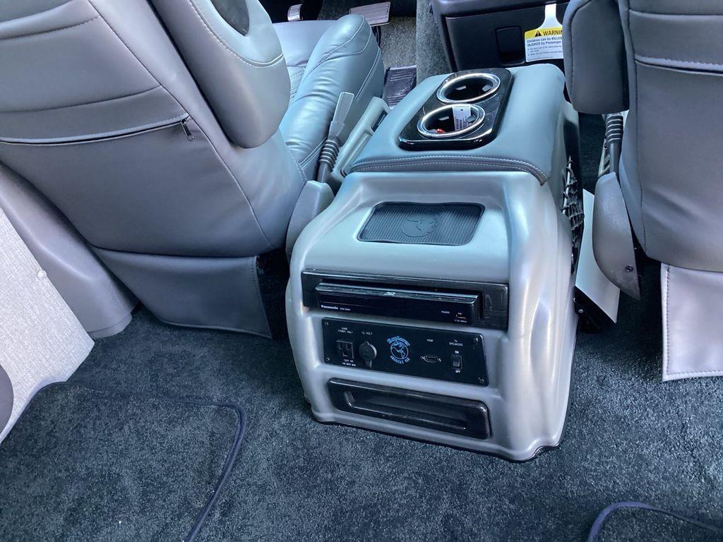 2025 Chevrolet Express Cargo Work Van - Photo 19