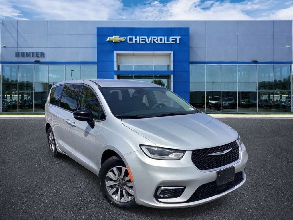 2024 Chrysler Pacifica