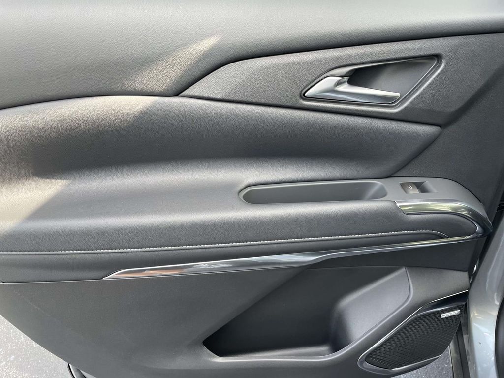 2026 Chevrolet Traverse LT - Photo 15