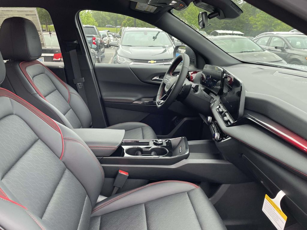 2027 Chevrolet Equinox RS - Photo 9