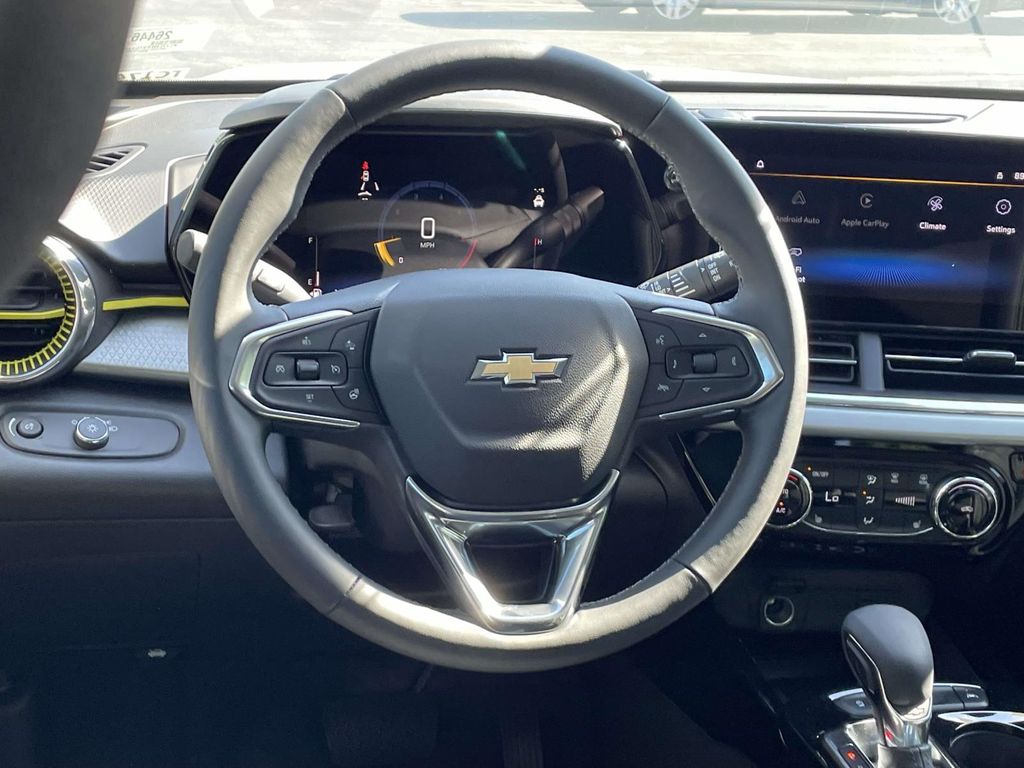 2026 Chevrolet Trax LT - Photo 16