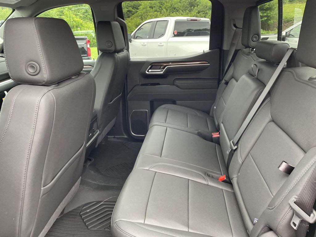 2026 Chevrolet Silverado 1500 RST - Photo 15