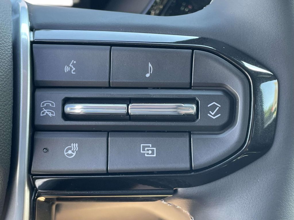 2026 Chevrolet Colorado LT - Photo 28