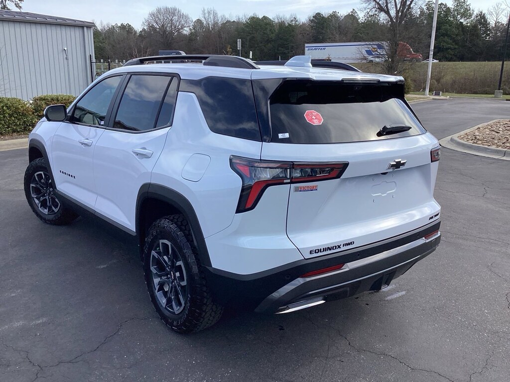 New 2026 Chevrolet Equinox Activ SUV