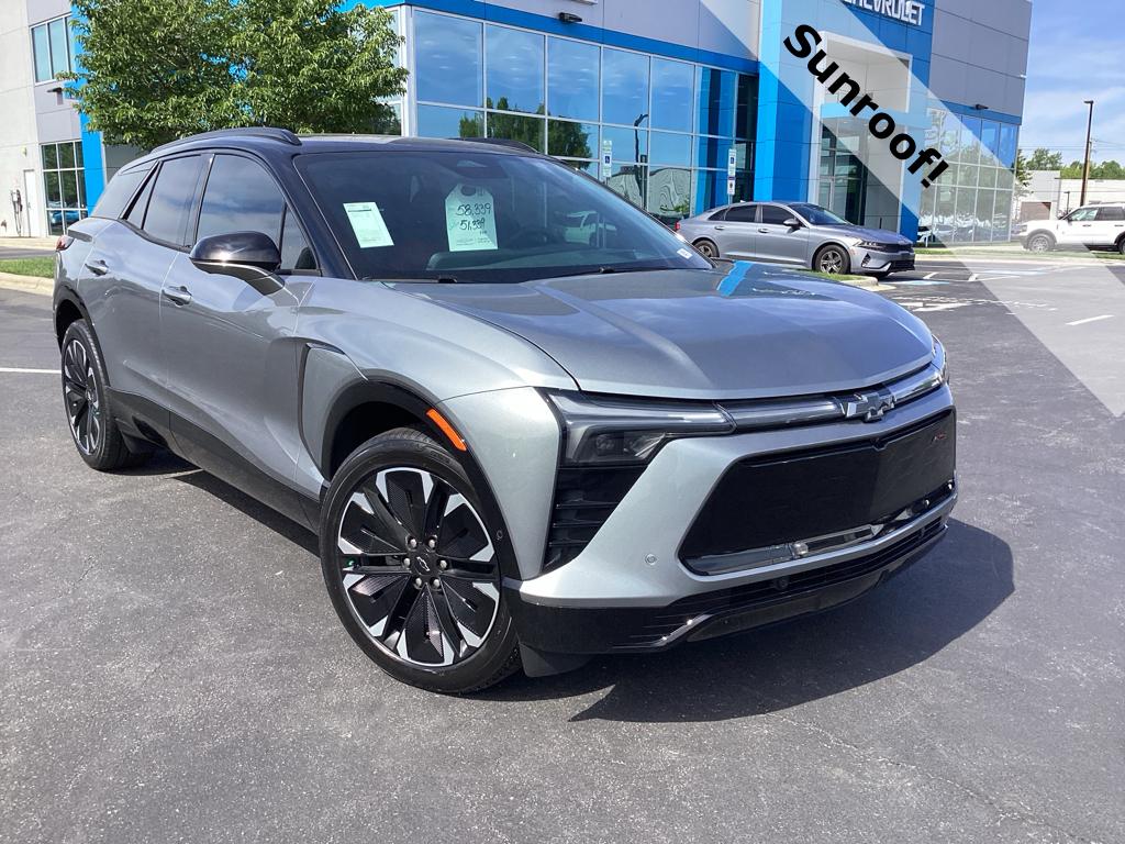 2026 Chevrolet Blazer EV RS FWD's photo