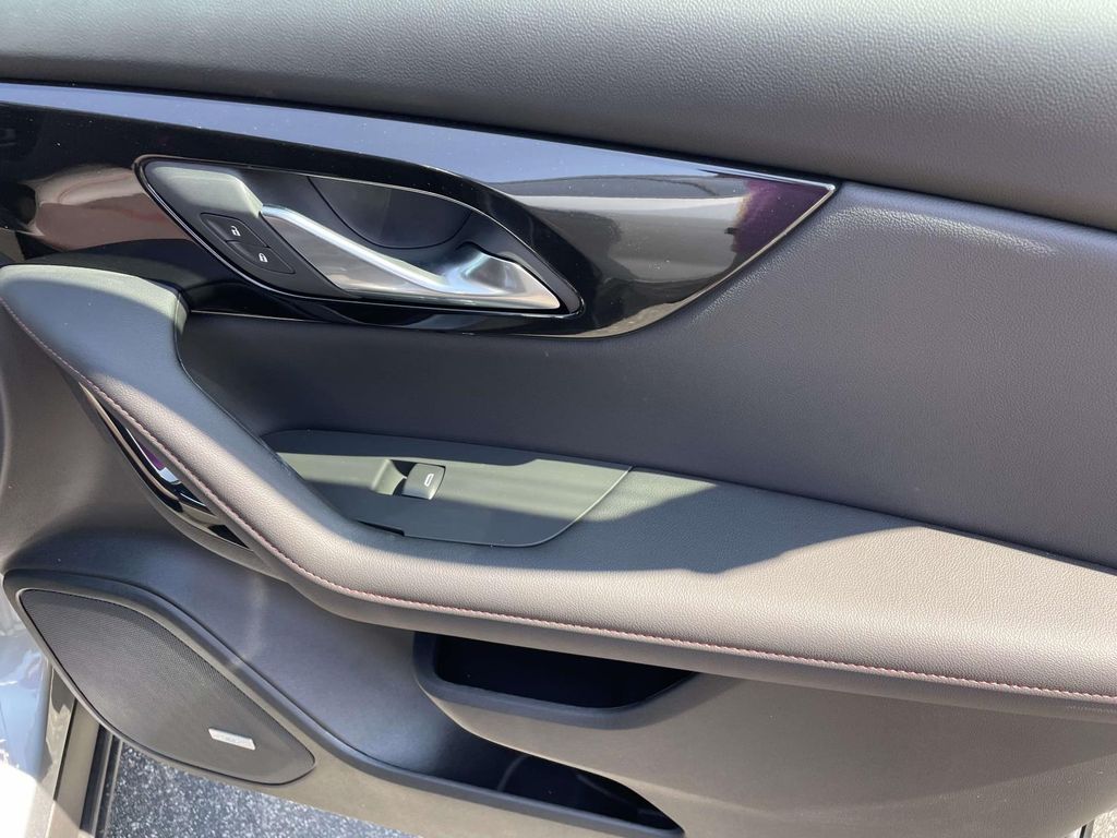 2026 Chevrolet Blazer RS - Photo 8