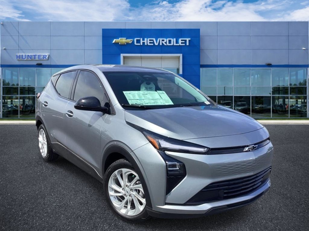 2027 Chevrolet Bolt EV LT Auto's photo