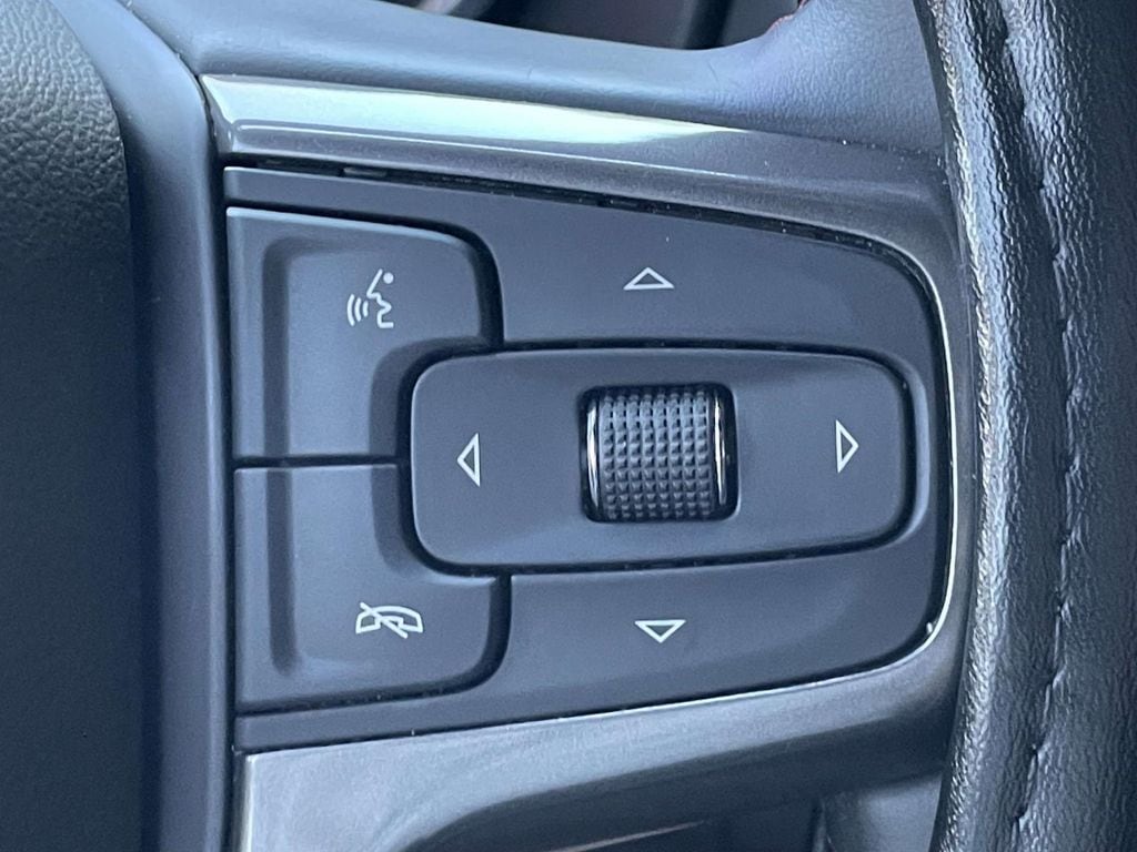 2024 Chevrolet Suburban RST - Photo 32