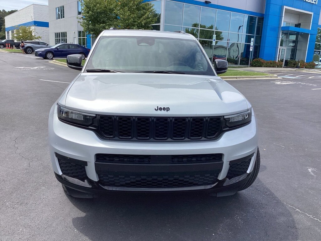 Used 2024 Jeep Grand Cherokee L Altitude SUV