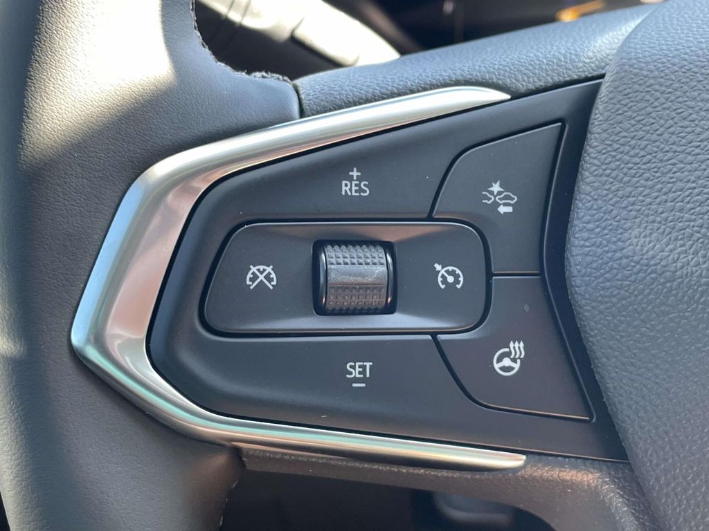 2026 Chevrolet Trax LT - Photo 28