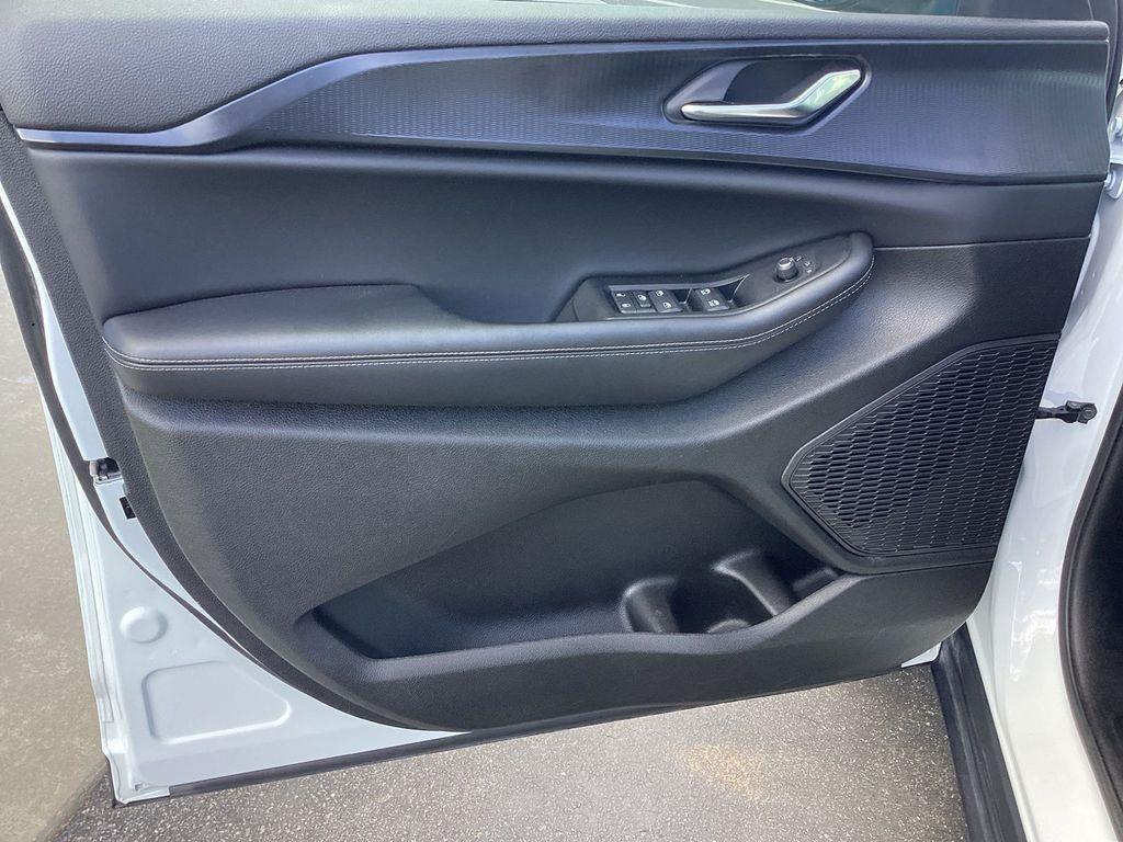 2025 Jeep Grand Cherokee Laredo - Photo 22