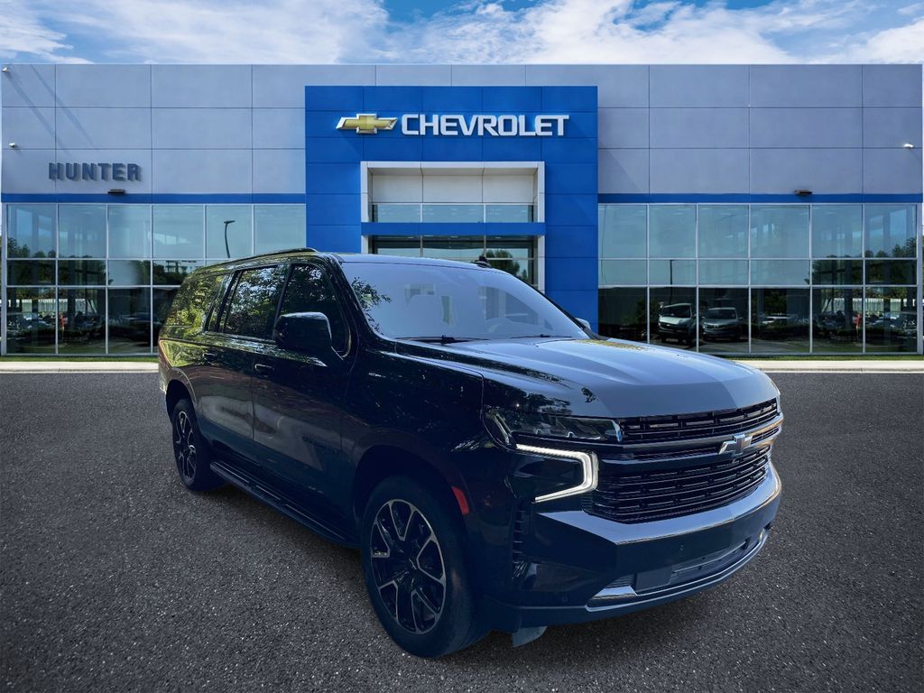 2024 Chevrolet Suburban RST - Photo 1