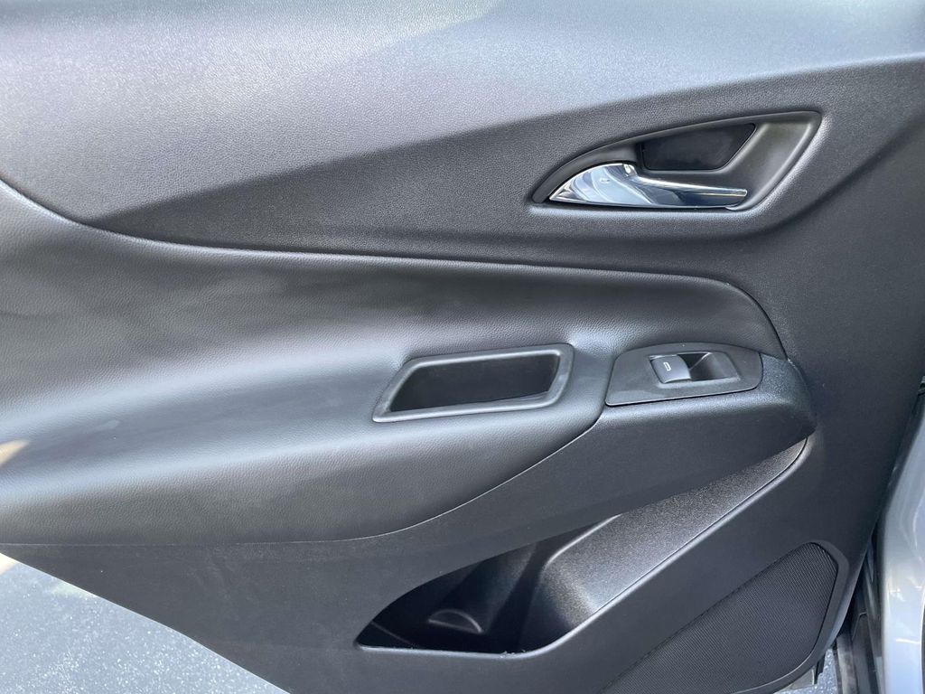 2023 Chevrolet Equinox LT - Photo 14