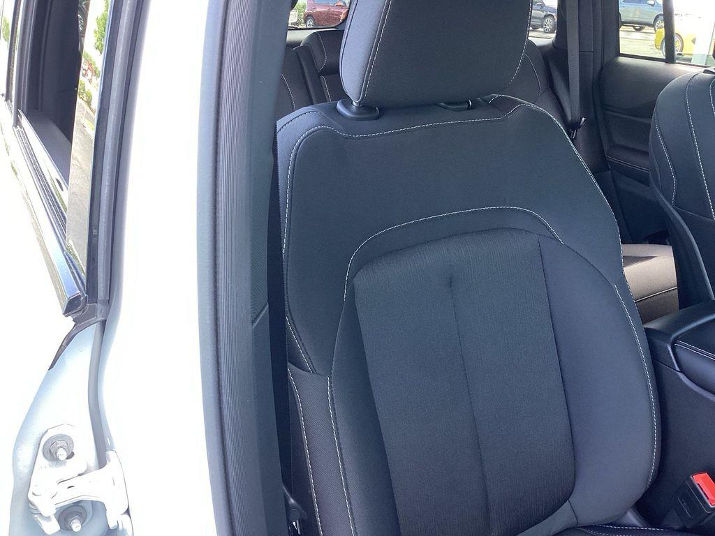 2025 Jeep Grand Cherokee Laredo - Photo 17