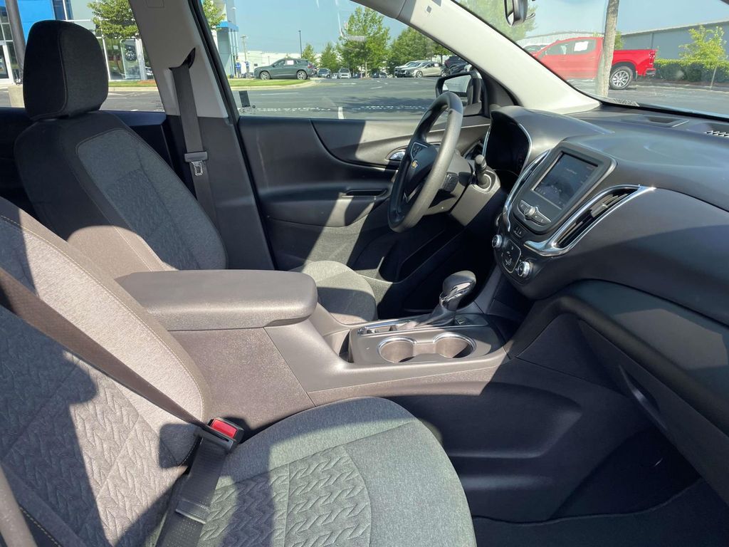 2023 Chevrolet Equinox LT - Photo 8