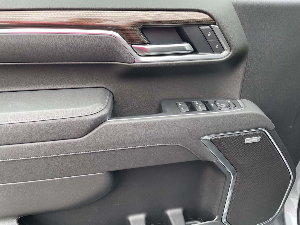 2026 Chevrolet Silverado 1500 RST - Photo 17