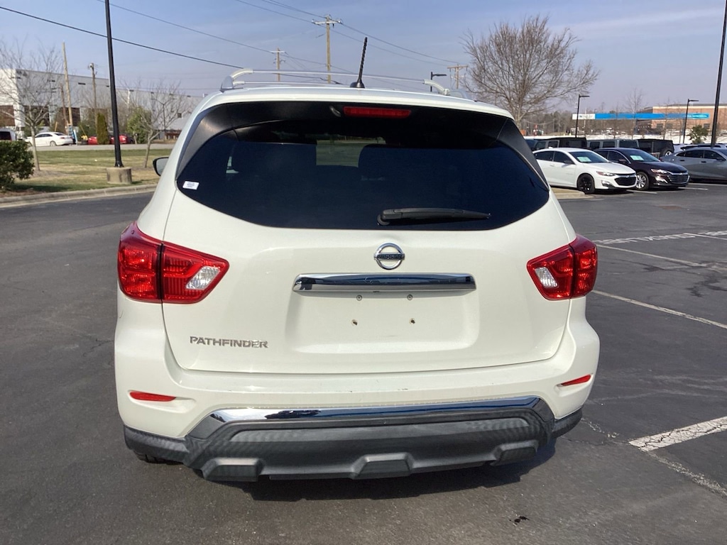 Used 2018 Nissan Pathfinder S SUV